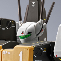 DX超合金 VF-1S 装甲女武神（罗伊·福克特制机）