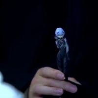 喜欢绫波丽的男人，或多或少都有恋母情结，内心脆弱，没有主见，缺乏进取精神，习惯依附，习惯被保护，思维方式和言行举止都会偏女性化，精神慢性萎缩，自私自利，对了，结婚之后还容易出轨