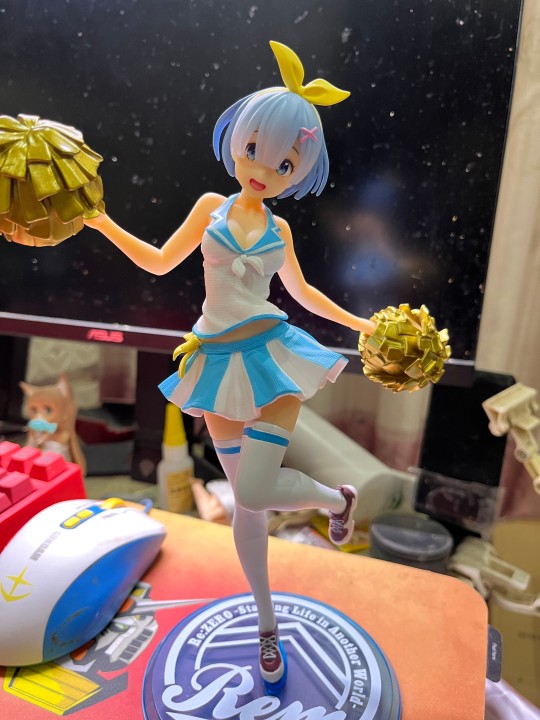 有点大了……