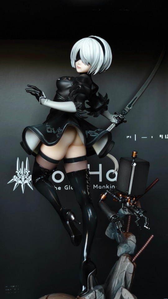 相当漂亮的2B