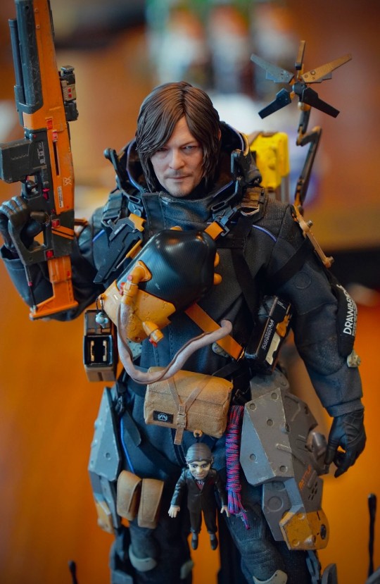 Hot Toys 死亡搁浅2 山姆