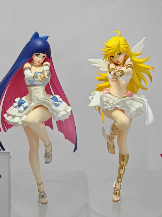 Smile Fest的Pop Up Parade 吊带袜天使，Panty & Stocking &Q版小人+SeeThrough
