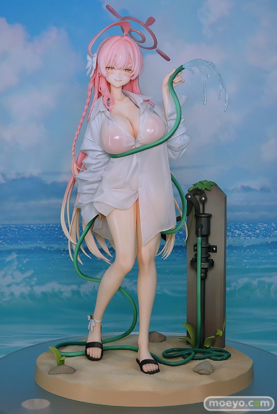 浦和花子（泳装）