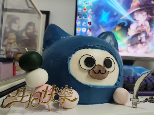 （ '▿ ' ）今天过生日 订的蛋糕
