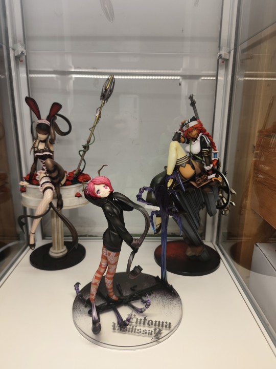 alter战队只能说不是很搭，各穿各的