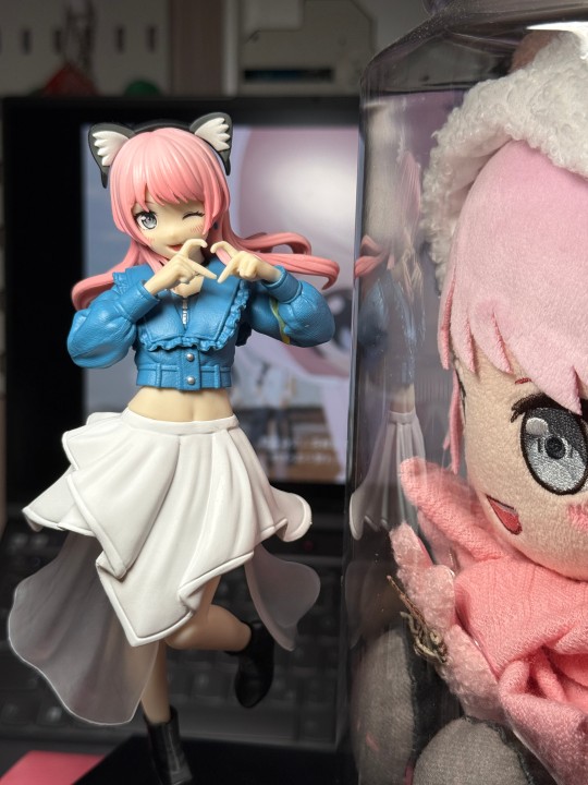 粉色奶龙可爱捏😆