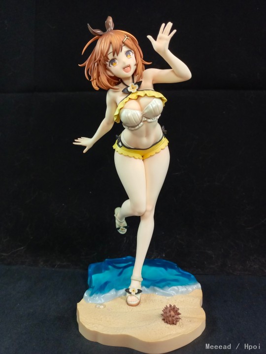 今日小入：莱莎琳・斯托特（ 青时雨）