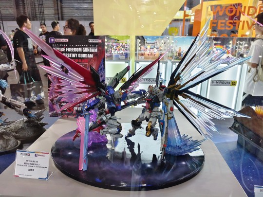 应该是这个，挺帅的