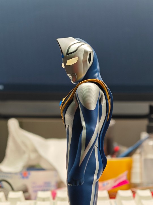 还得是亮灯才有灵魂