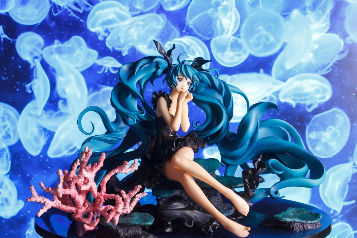 VOCALOID角色系列 01 初音未来 深海少女ver.