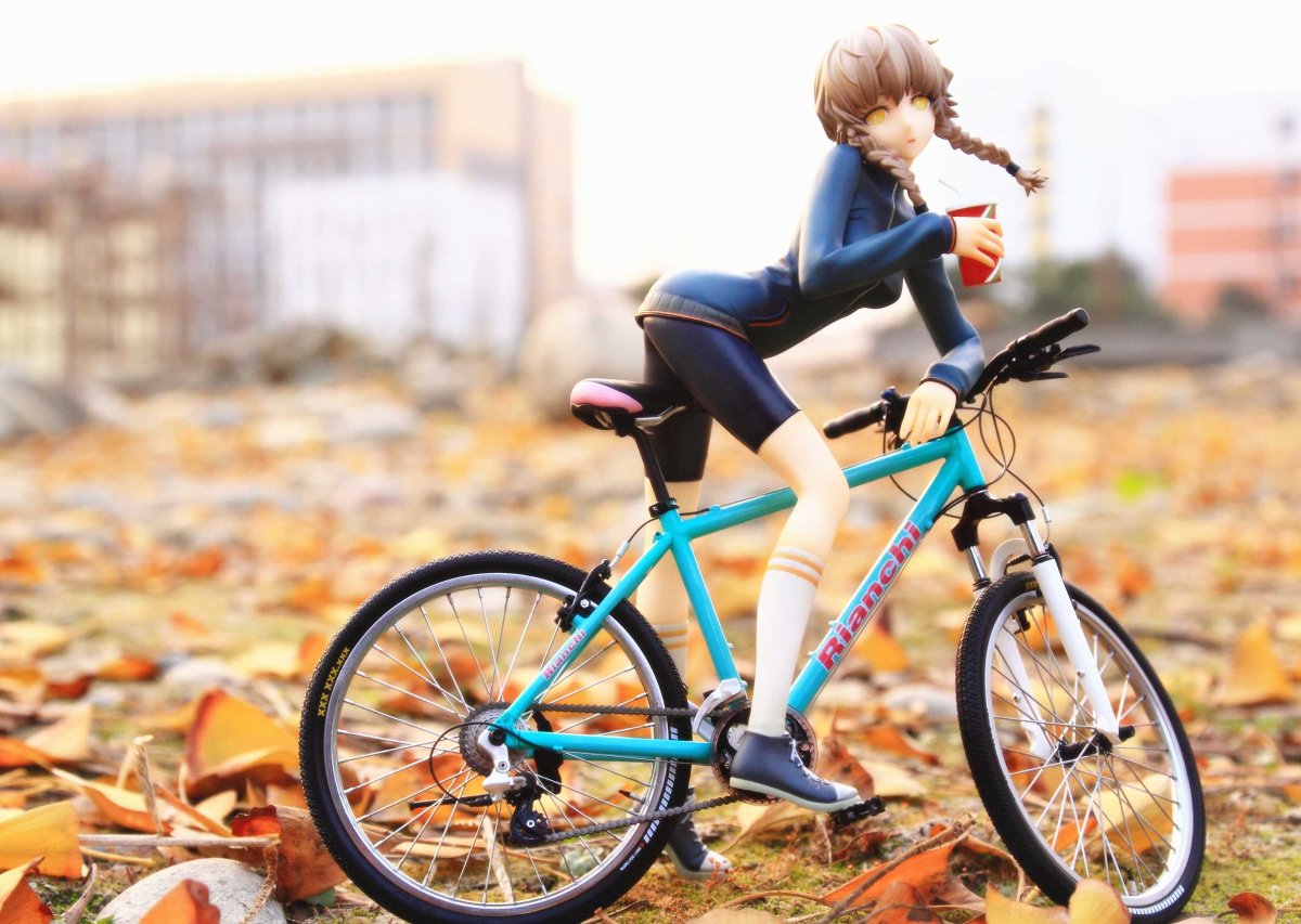 命运石之门 阿万音铃羽 与 山地自行车