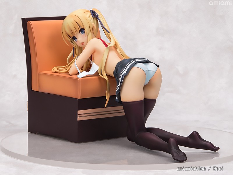 新品预览『冴えない彼女の育てかた♭』 澤村・スペンサー・英梨々～お着替え中～ 1/7 完成品フィギュア[アルファマックス]