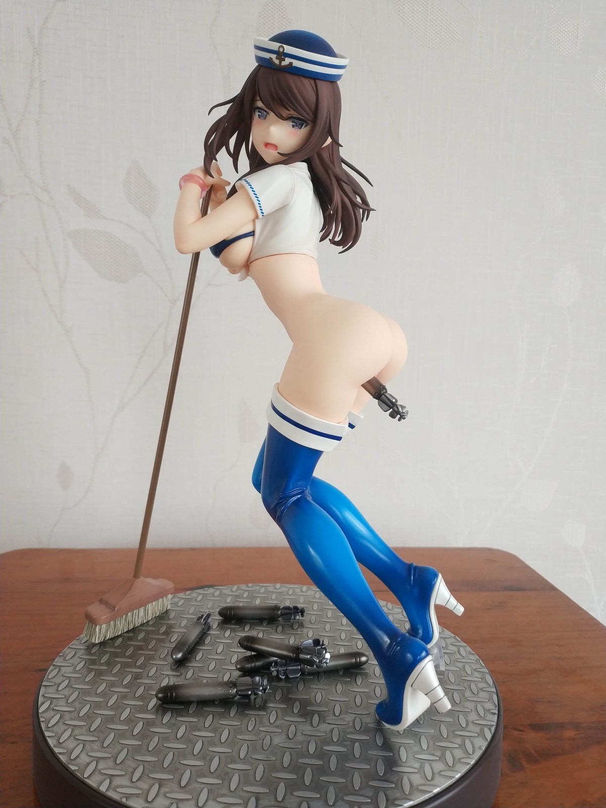 鲛岛丽