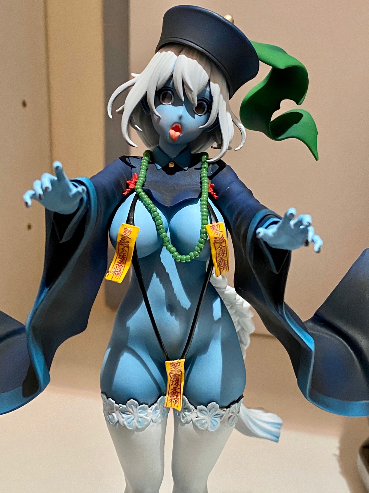 收到了性感浆尸子