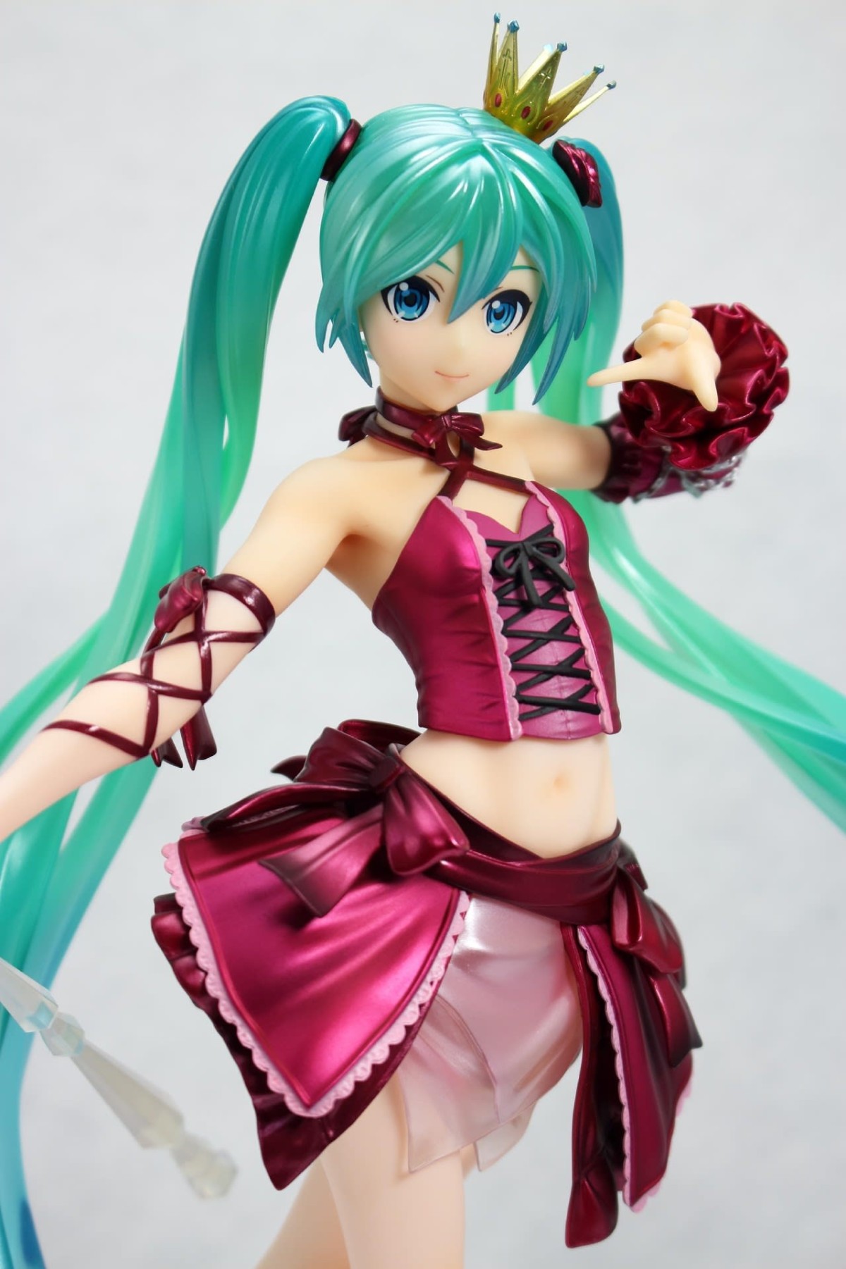 Max Factory 初音未来 酒红礼服Ver.