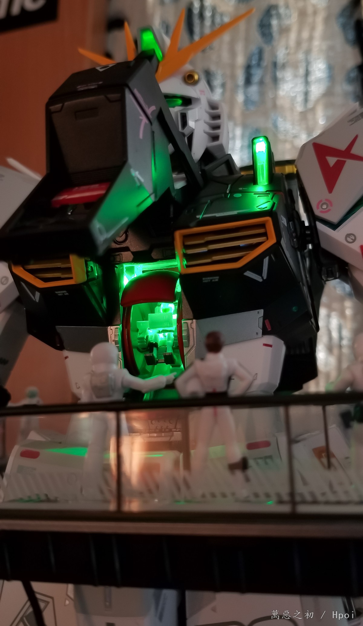 解体匠機 RX 93 Nu Gundam