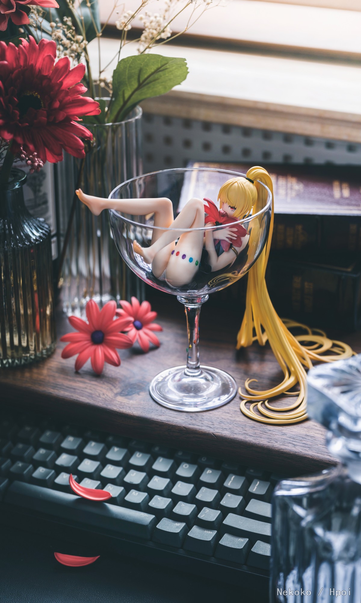 酒杯少女