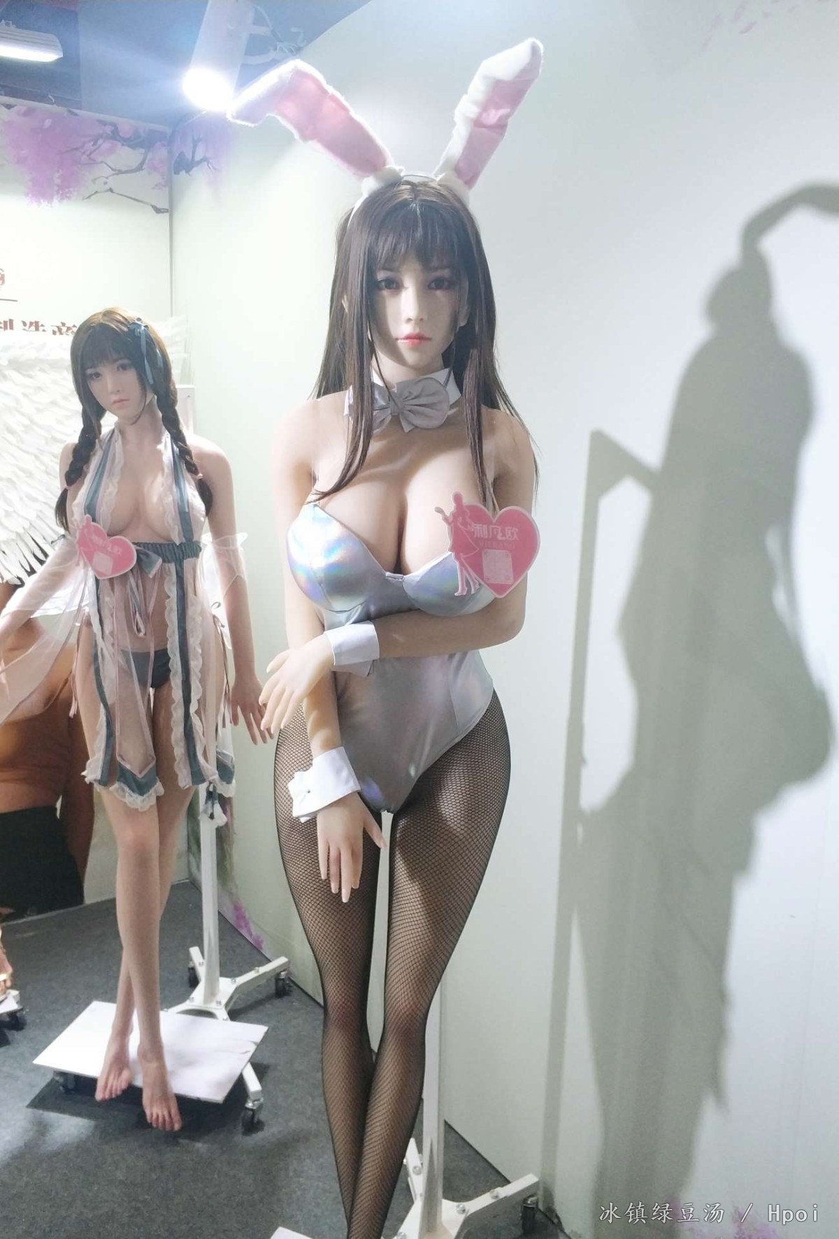 性博会2021的等身娃娃