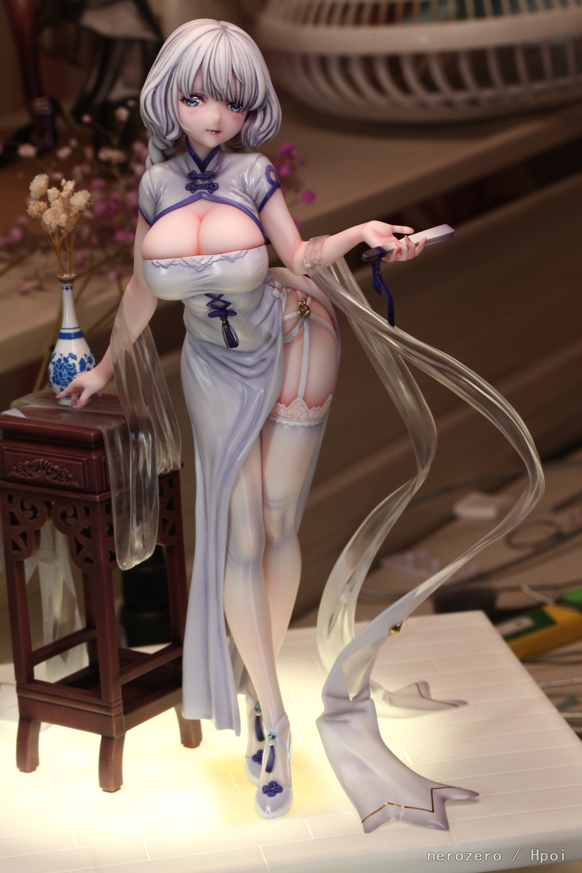 这个光辉  比官图比例强多了