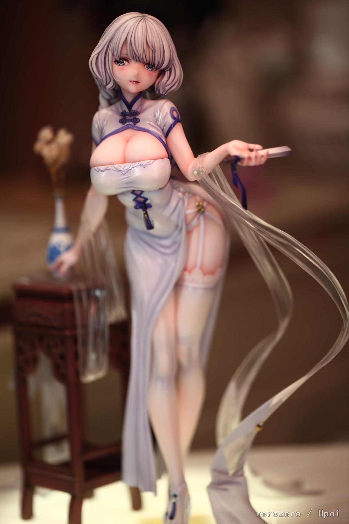 这个光辉  比官图比例强多了