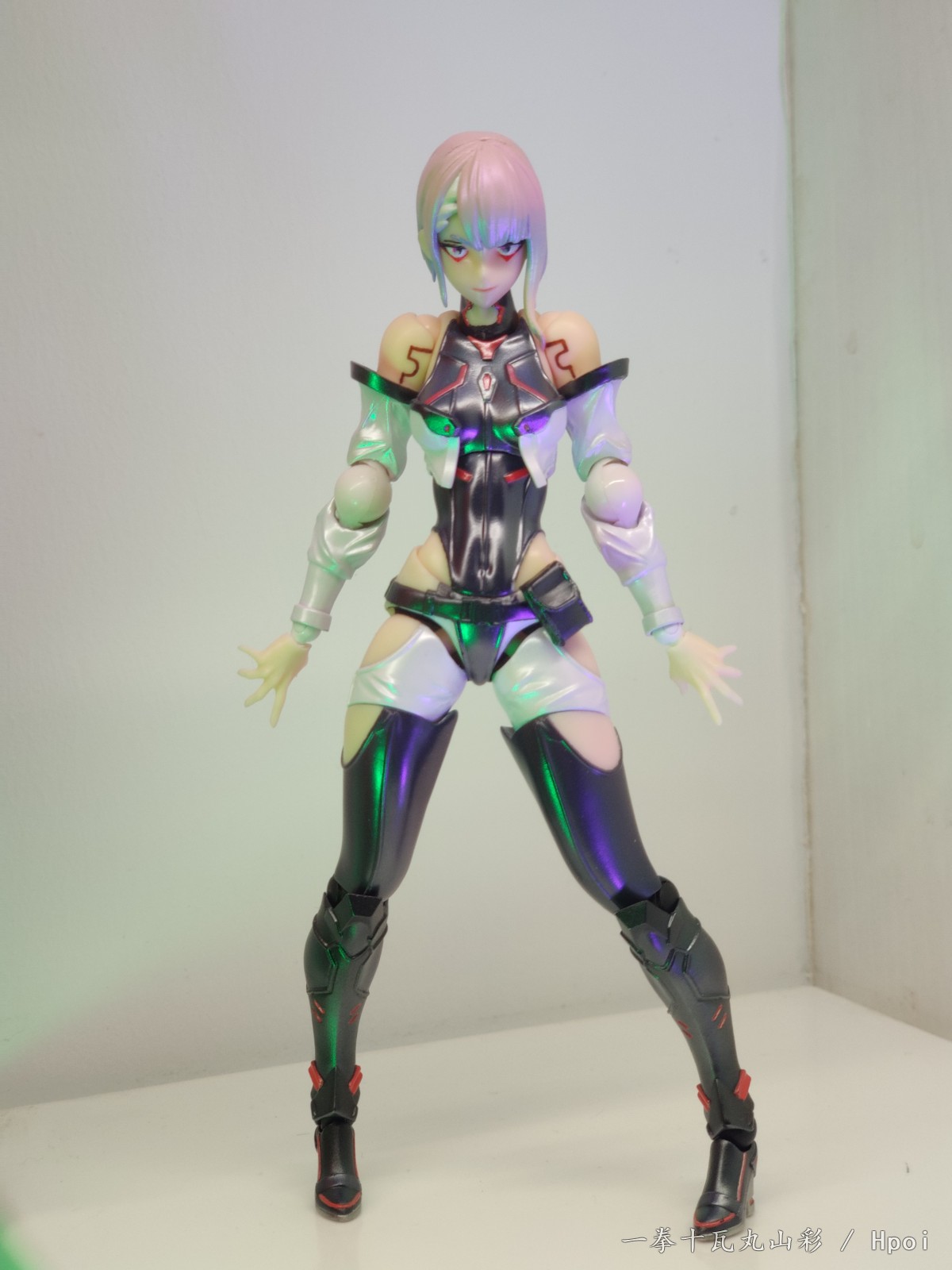 边缘行者 露西