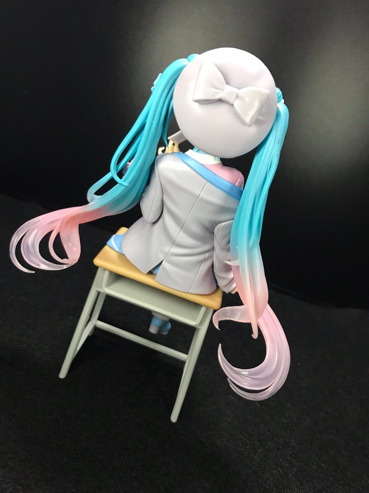 FuRyu 压泡面 初音未来 恋爱的制服外套 大货实拍返图搬运