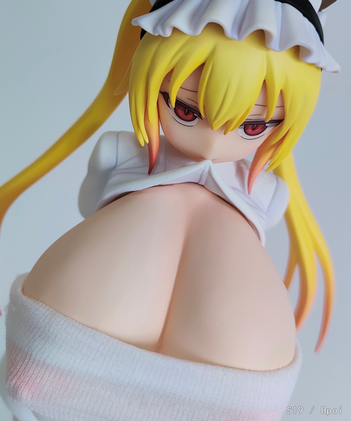 🪐 万 乳 引 力 🪐