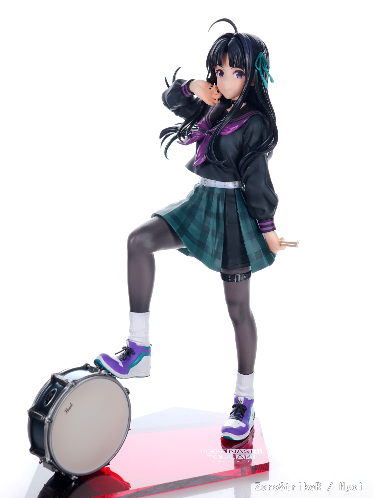 Girls Band Cry