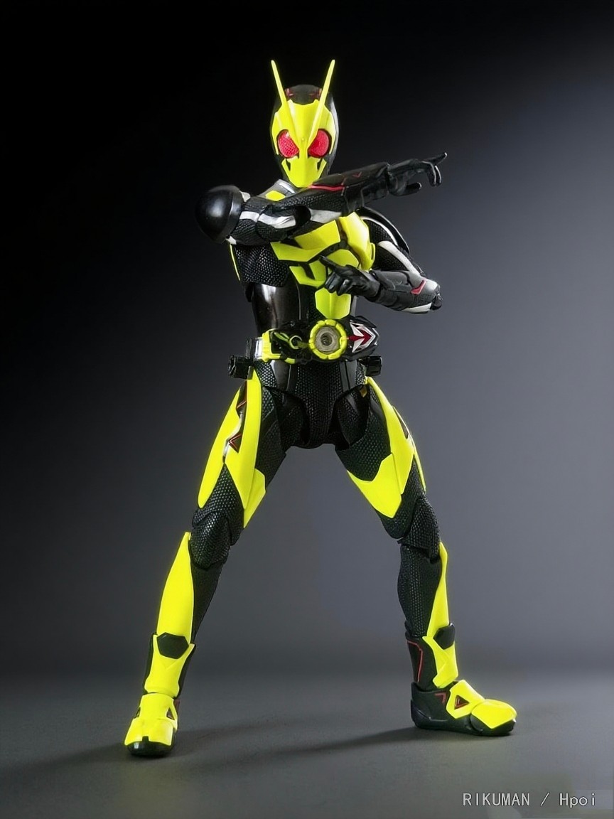 抛开剧情不谈，01皮套还是帅的