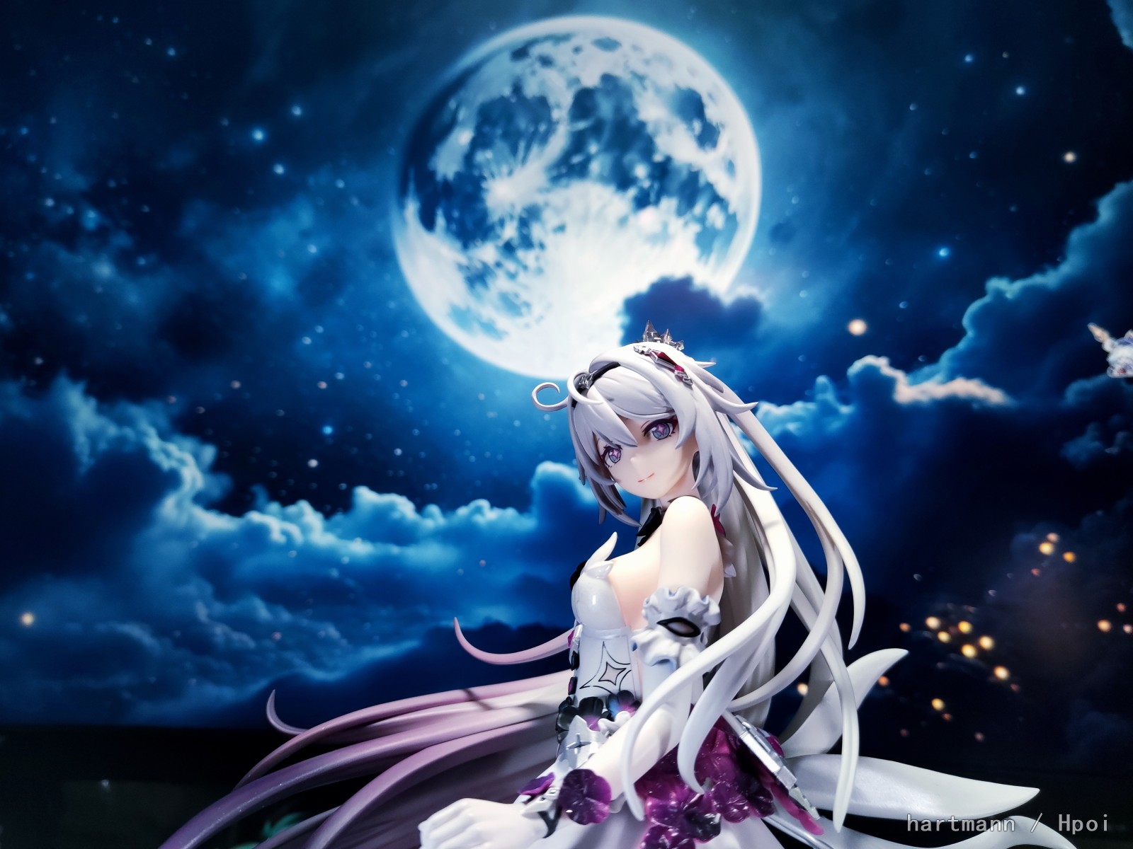 盼星星盼月亮的琪亚娜