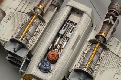 Crosssection 3-D X-Wing