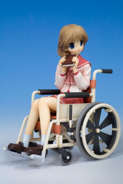 小牧郁乃