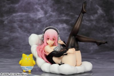 超级索尼子～比基尼＆ソファーver.～ブラックカラー