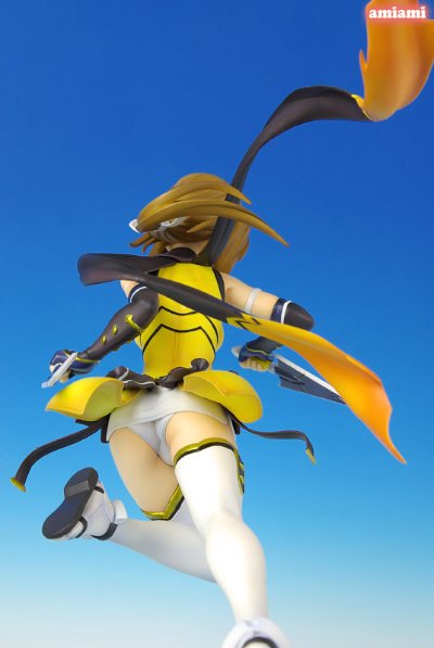 超昂闪忍遥 鷹守ハルカ