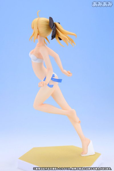 BEACH QUEENS 命运之夜 阿尔托莉雅 Lily