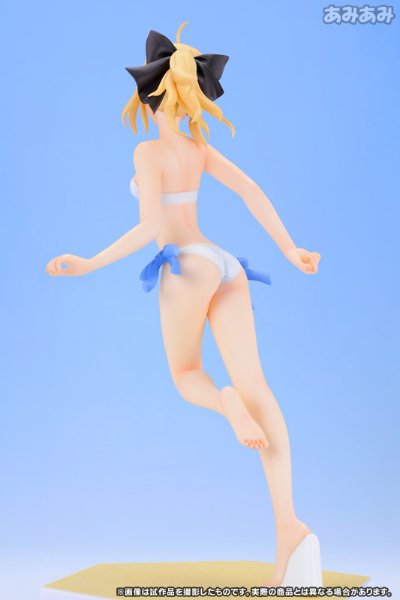 BEACH QUEENS 命运之夜 阿尔托莉雅 Lily