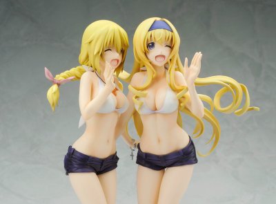 IS〈无限斯特拉托斯〉  夏洛特＆塞西莉娅 泳装