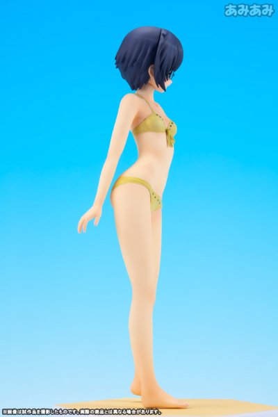 BEACH QUEENS 向阳素描×蜂窝 沙英 