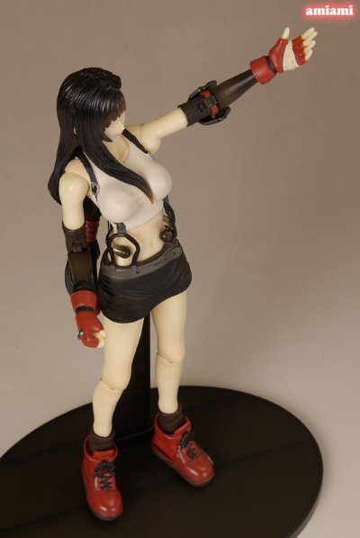 FF VII PlayArts 蒂法・洛克哈特