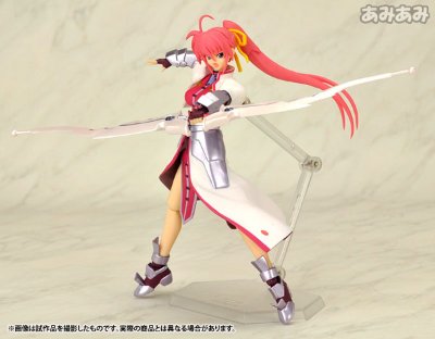 figma 魔法少女奈叶StrikerS シグナム 騎士服ver.