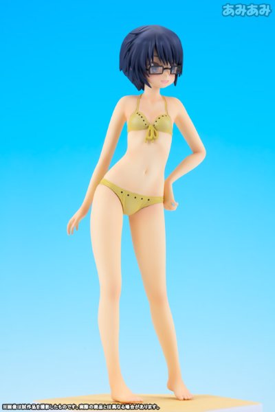 BEACH QUEENS 向阳素描×蜂窝 沙英 