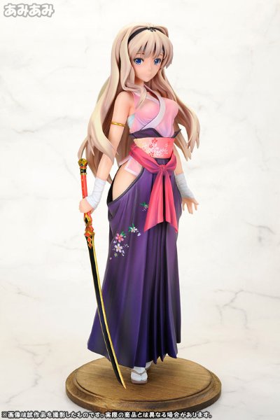 ToHeart2 迷宫旅人 久寿川莎莎拉（武士Style） (通常版)