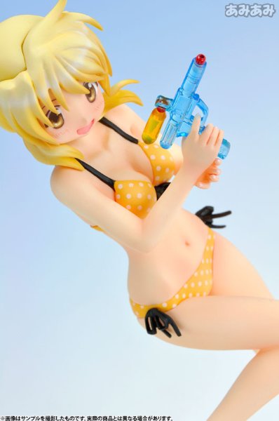 BEACH QUEENS 向阳素描×蜂窝 宮子 