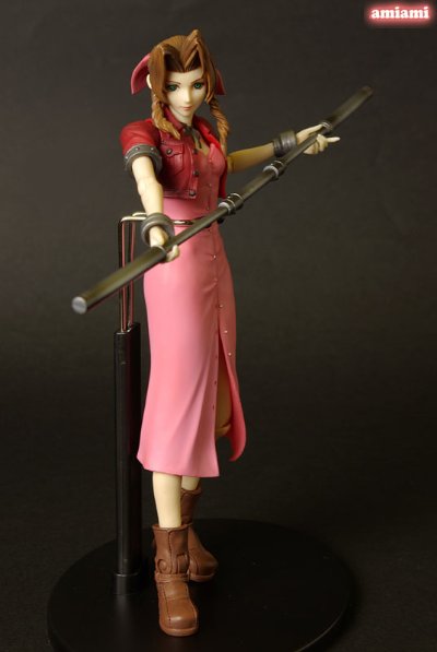 FF VII PlayArts 爱丽丝·盖恩斯巴勒