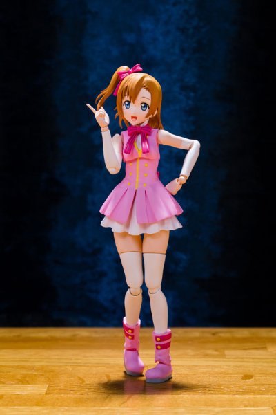 S.H.Figuarts 高坂穂乃果 『ラブライブ！』(初回封入特典：半泣き顔パーツ 付)