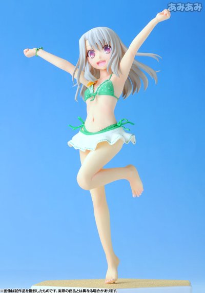 BEACH QUEENS Fate/kaleid liner 伊莉雅斯菲尔·冯·爱因兹贝伦 	伊莉雅斯菲尔·冯·爱因兹贝伦