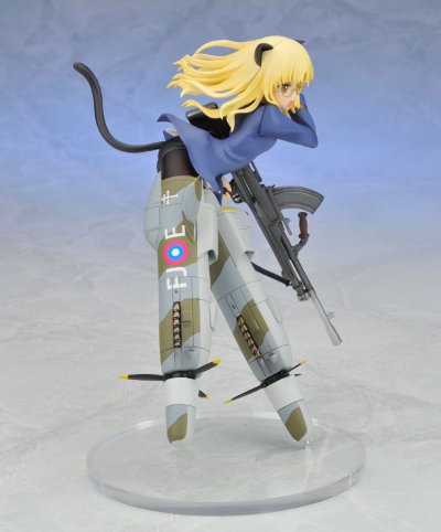 强袭魔女 ペリーヌ・クロステルマン 