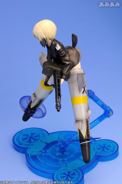 强袭魔女 エーリカ・ハルトマン 