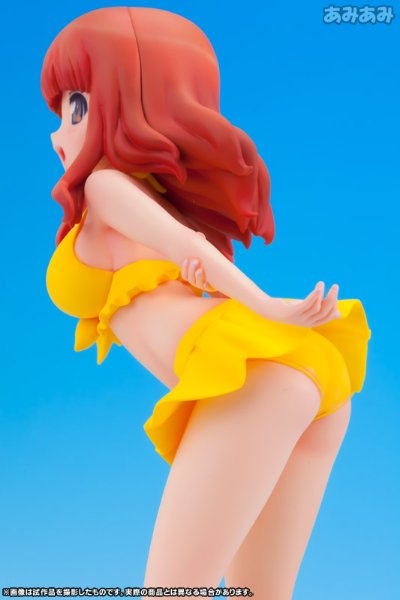 BEACH QUEENS 少女与战车 武部沙織