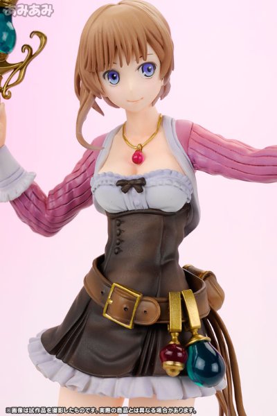 HiGH PRiESTESS 	罗罗娜的工作室 阿兰德的炼金术士－ 罗罗娜